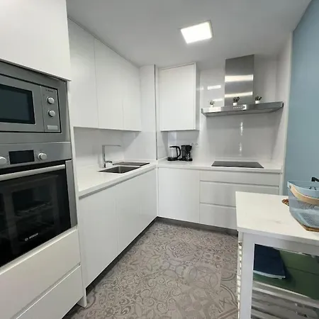 Apartamento Primera Linea De Playa Frontal Con Vistas Al Mar Fuengirola